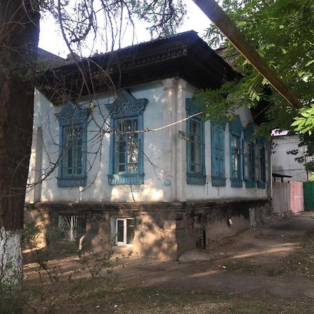 Da Hostel Almaty Exterior photo